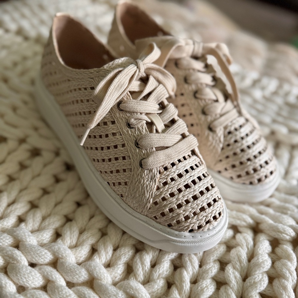 Charles David Beige Woven Lace-Up Sneakers